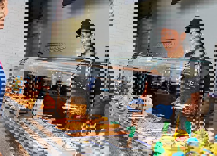 Med Royal Surrey Wellspring Restaurant Serving Breakfast To Nurse (1)