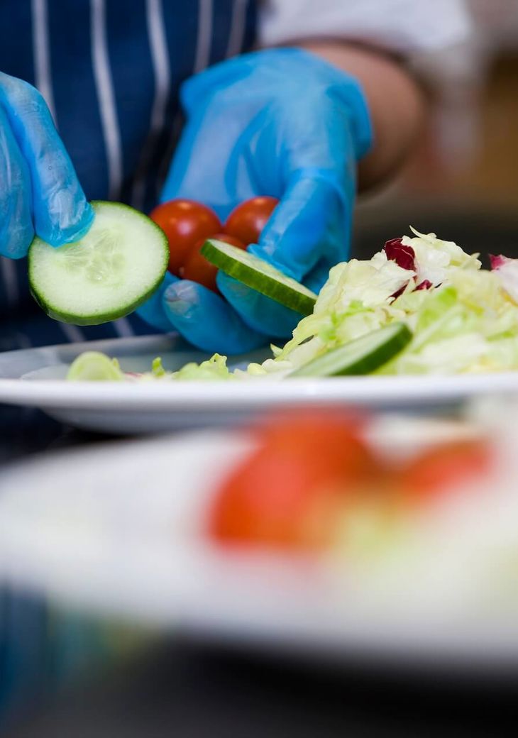 Med Food Preparation Salad 01 (1)